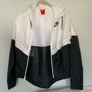 Nike Windbreaker Zip-Up + Hood